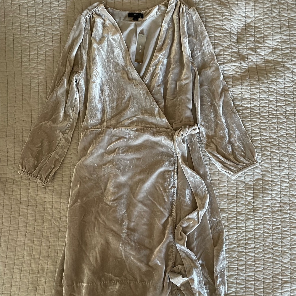 NWT J. Crew Velvet Wrap Dress - Size 6 - Gray/Silver